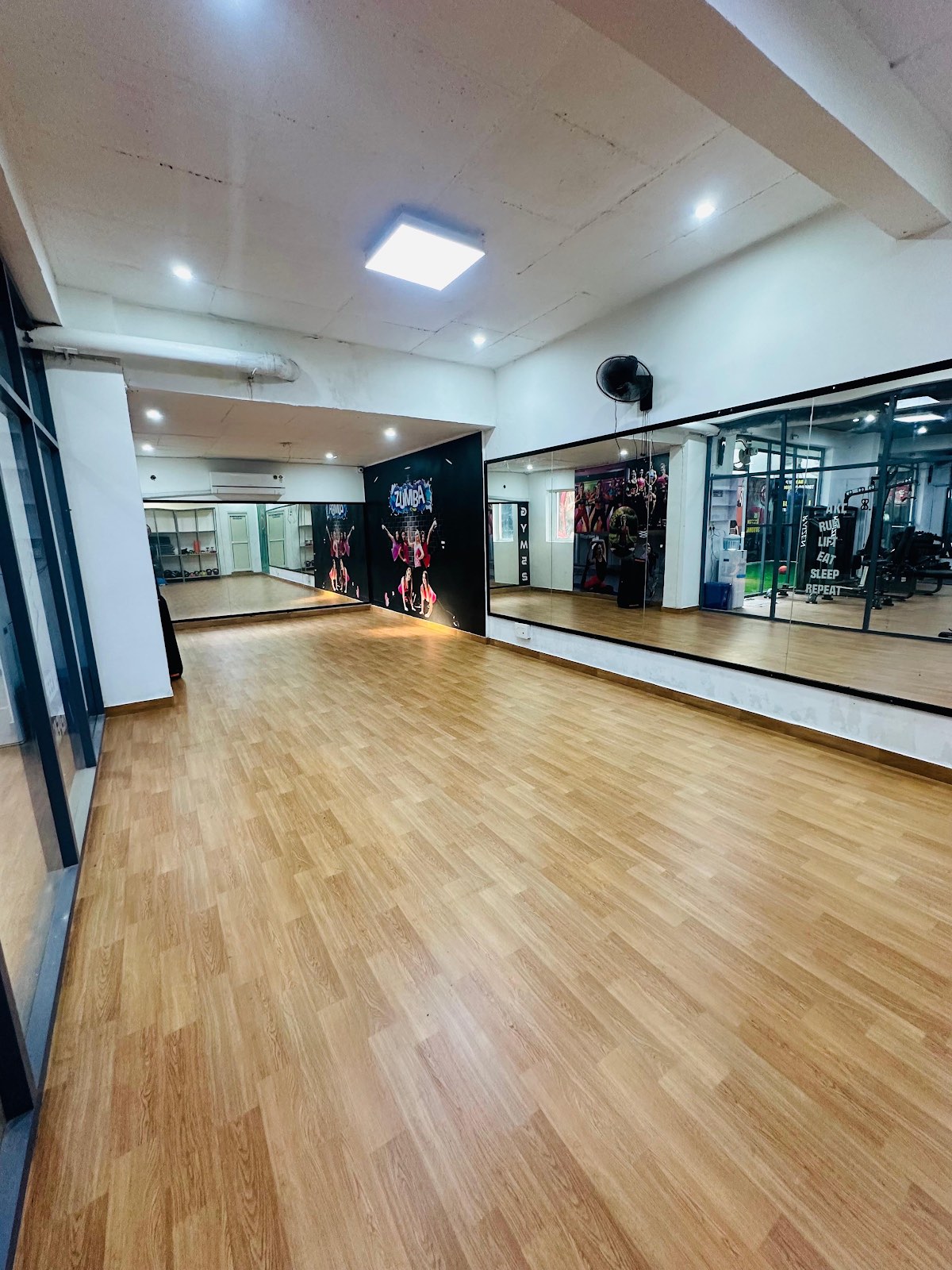 Zumba dance fitness class at Gym 52 Sector 52